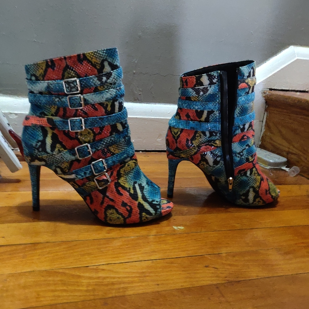 Size 11 Peep Toe